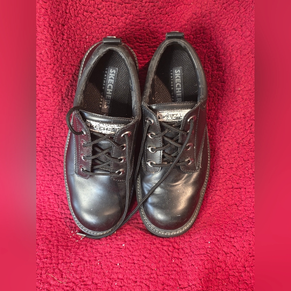 Skechers Men's Black Leather Lace-Up Casual Oxfords